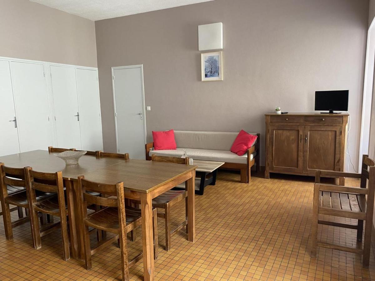 Appartement Arfeuilles, 4 Pieces, 6 Personnes - Fr-1-489-243 외부 사진
